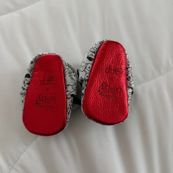 Freshly picked Dalmatian shoes - Picture 2 of 4